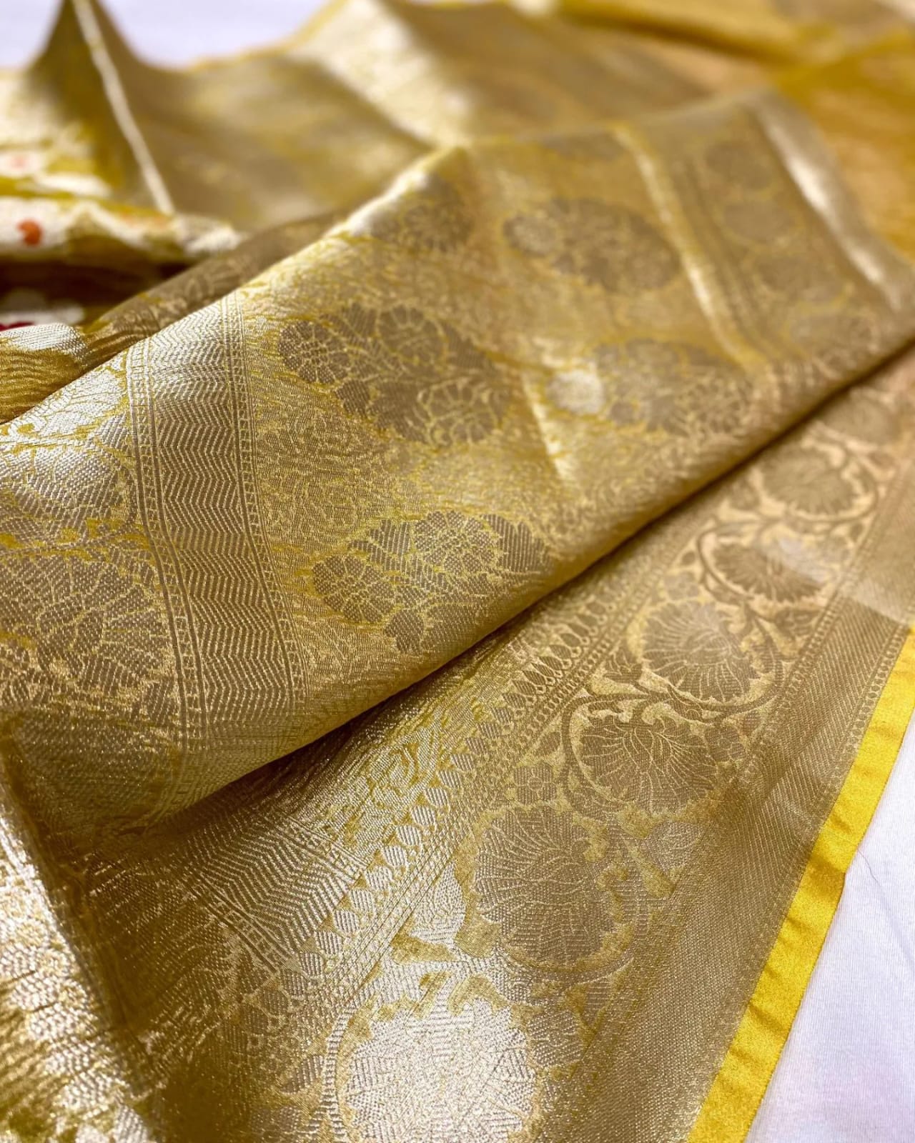 BANARASI SOFT Tissue Crushed SILK SAREE | Revolusis Instore