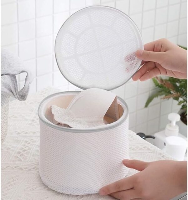 Reusable Multipurpose Mesh Laundry Bags with Zip -Set of 4