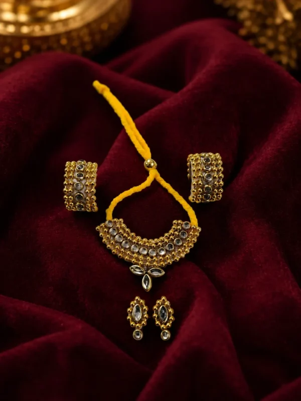 Golden Kundan Style Set