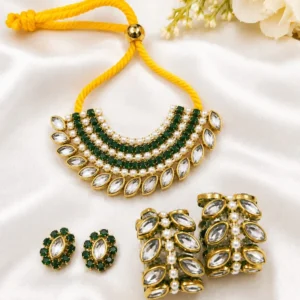 ladoo gopal jewellry (4) Royal Emerald Pearl Kundan Laddu Gopal Jewellery Set