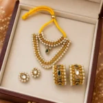 ladoo gopal jewellry (7) Pearl & Golden Bead Set